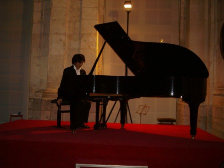 Yumeto SUENAGA, piano